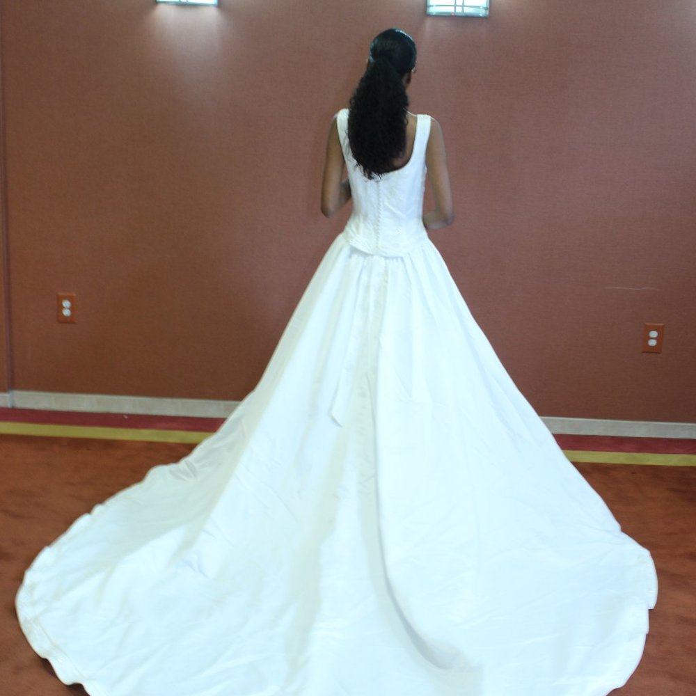 Vintage Style Mori Lee Beaded Satin Gown in Soft White - Picture 3 of 12